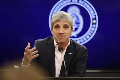 conferencia-de-prensa-del-ministro-de-economia-BMTCITIQGZC6ZPWGLS7MXLAN7Y