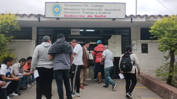 Captura de pantalla 2023-10-17 204840