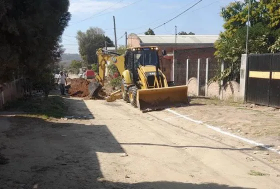 85623-amplian-la-red-de-agua-en-barrio-ferroviario-de-salvador-mazza