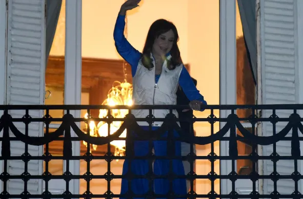 Captura de pantalla_19-11-2025_185238_www.infobae.com