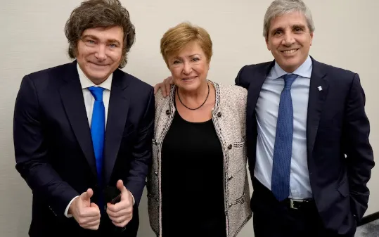 Captura de pantalla_8-10-2025_183541_www.infobae.com