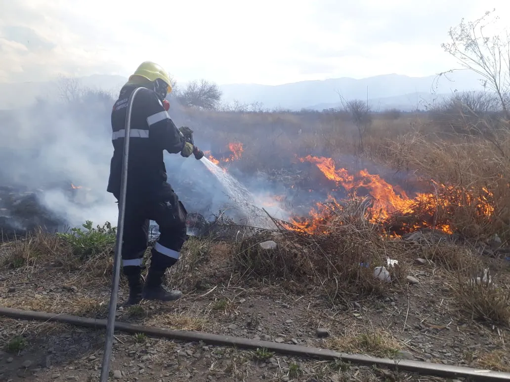 incendio-av.-Balbin-Santa-Ana