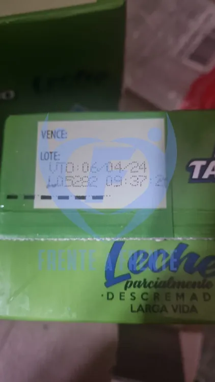 Picsart_24-04-12_01-03-25-987