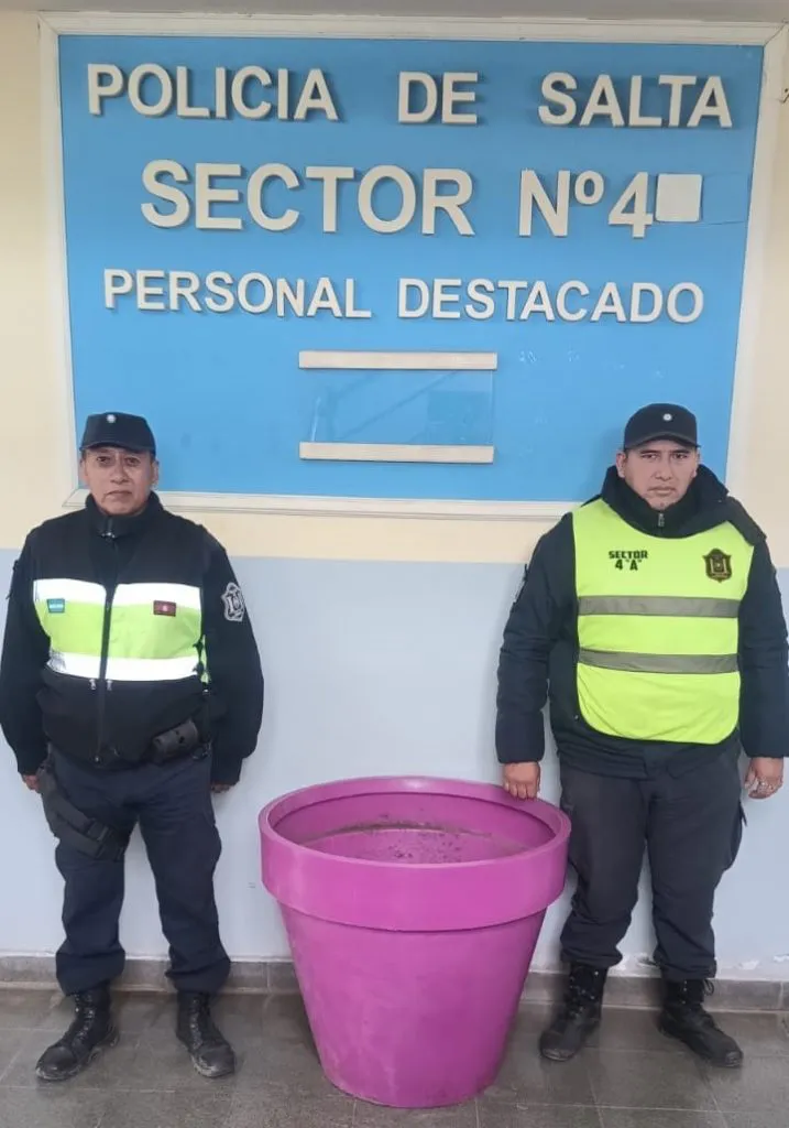 Imagen-de-WhatsApp-2024-06-26-a-las-07.08.50_f63f2cd8-717x1024