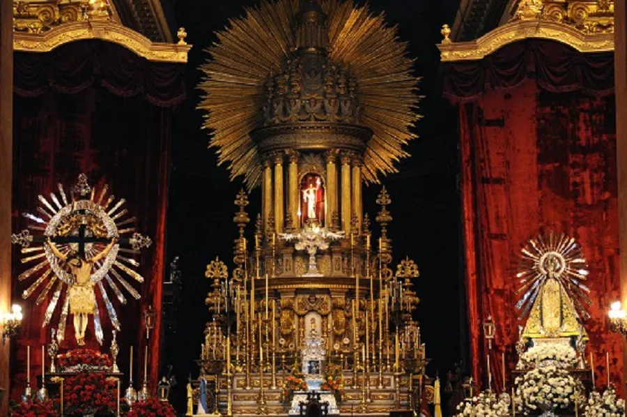 OkSr-y-Virgen-del-Milagro