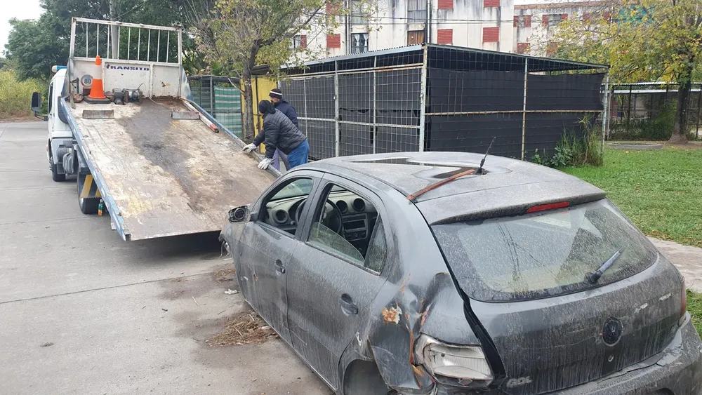 auto-abandonado-2