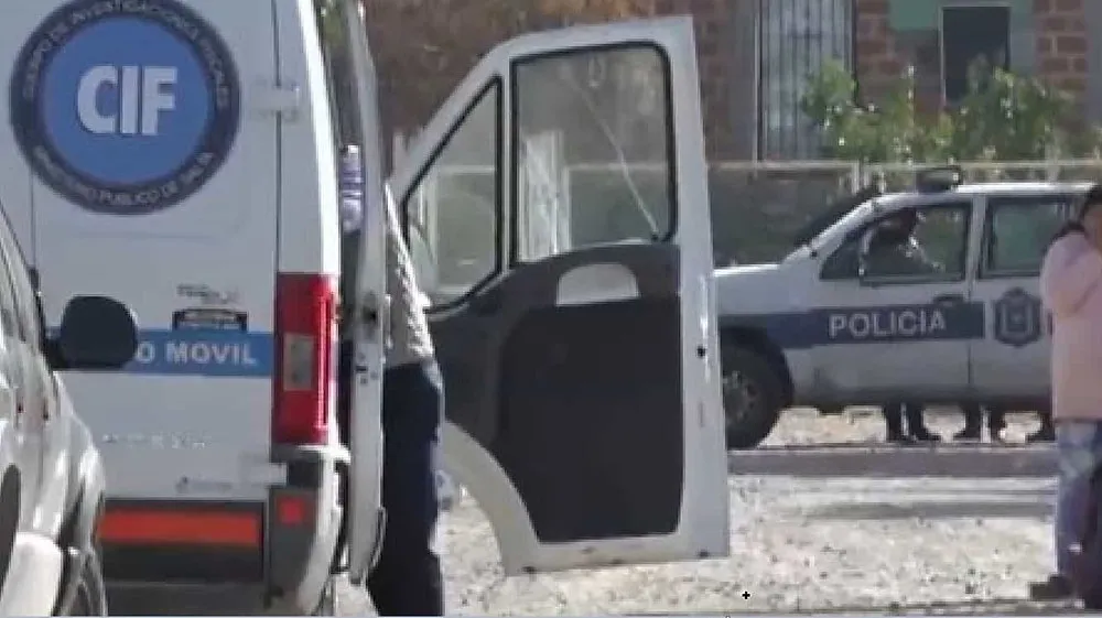 55a210_3ba3fb3283324b30bfdfea34e96a8605~mv2