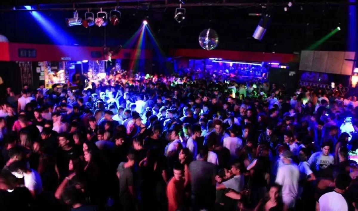 30192-vuelta-de-los-boliches-en-salta-esperan-reabrir-este-fin-de-semana-20210920154417