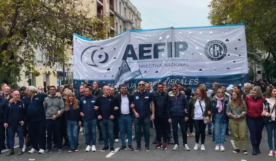 20241022102419_trabajadores-afip