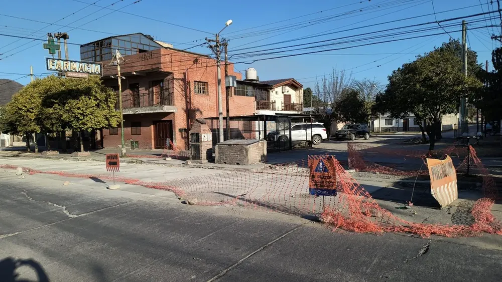 hormigonado-sobre-calle-dean-funes-1536x864