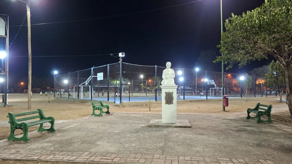 plaza-villa-esmeralda-iluminacion-4-1024x576