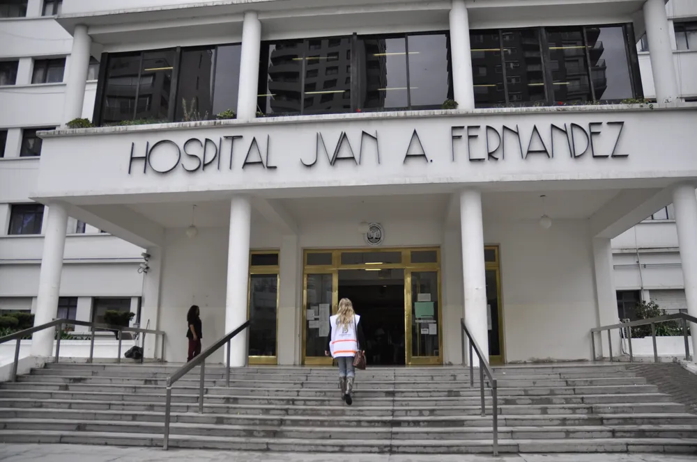 DefPuebloCABA_-_hospital_Fernandez