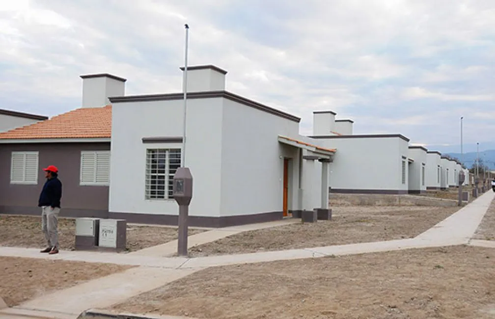 29589-el-gobierno-destinara-50-mil-millones-para-la-construccion-de-viviendas