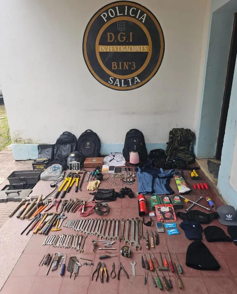 WhatsApp-Image-2025-03-28-at-2.42.53-PM-825x1024