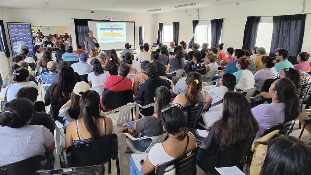 curso-de-manipulacion-de-alimento-2025-4-scaled