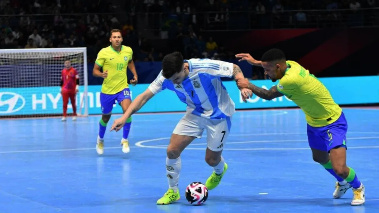 Argentina-y-Brasil-en-la-final-de-Futsal