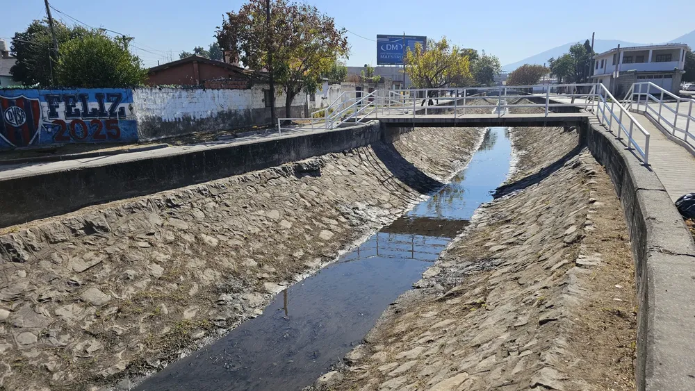 limpieza-canal-16-de-septiembre-6-scaled