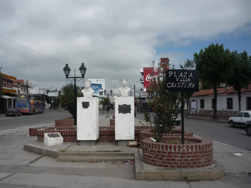 11 - Plazoleta