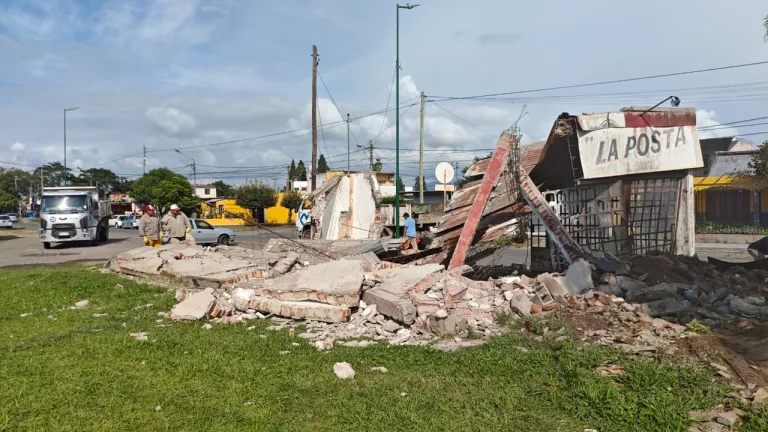 demolicion-estructura-barrio-el-tribuno-2-768x432
