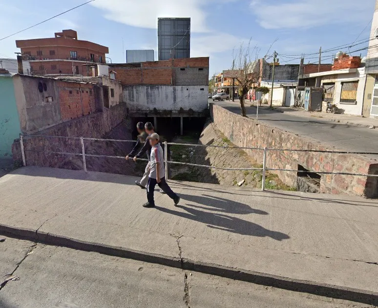 f70462d4-112f-4b04-8365-b912fe5f2aab