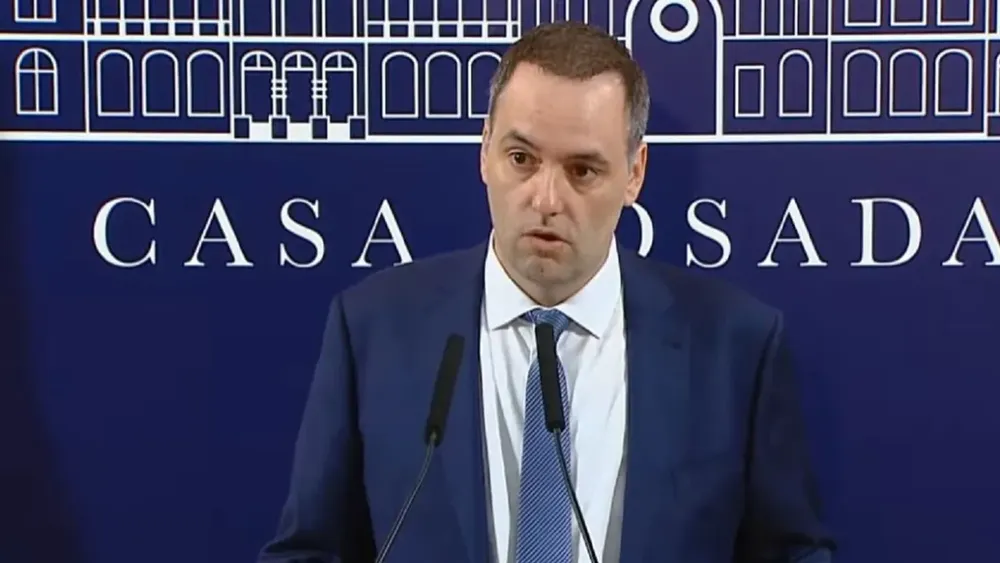 manuel-adorni-1716853