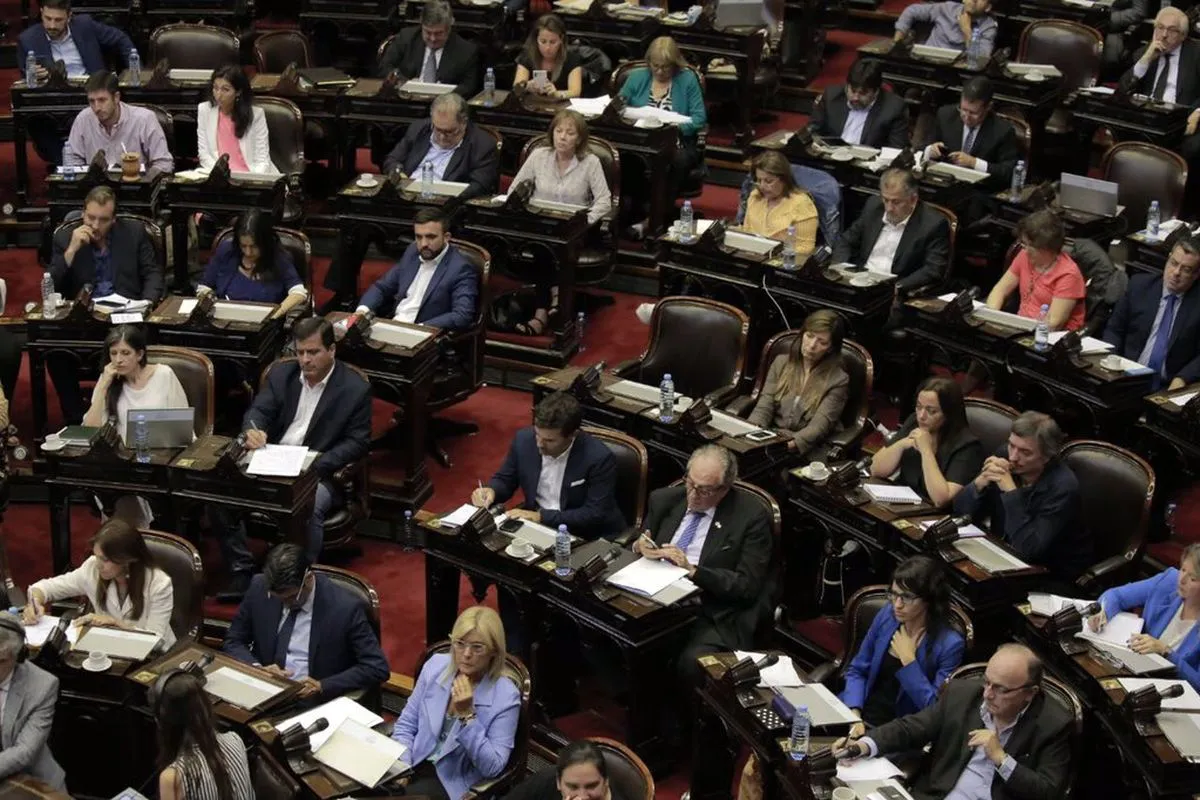 diputados-frente-de-todos-visita-Guzman-2020