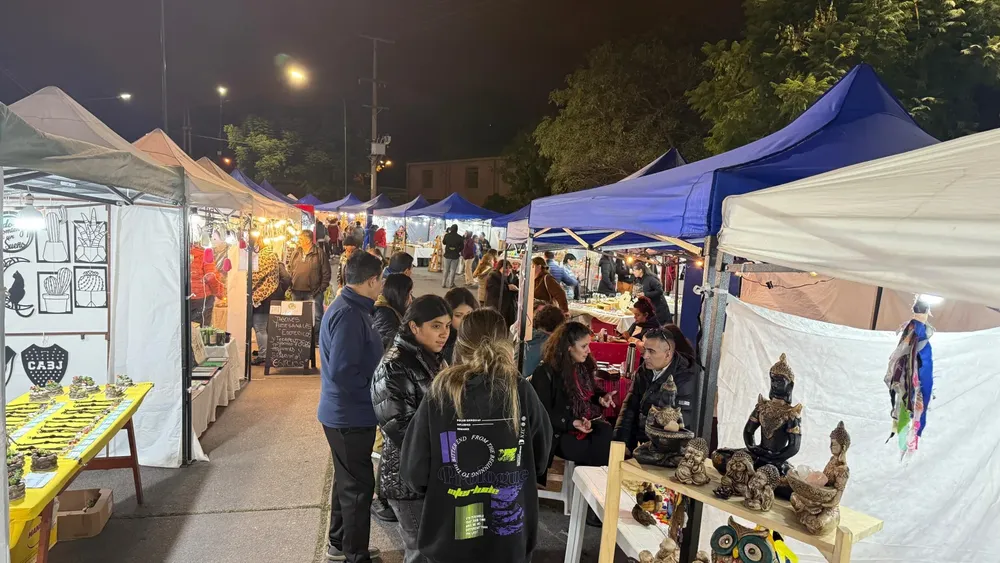 2archivo-feria-de-emprendedores-plaza-1-1536x864