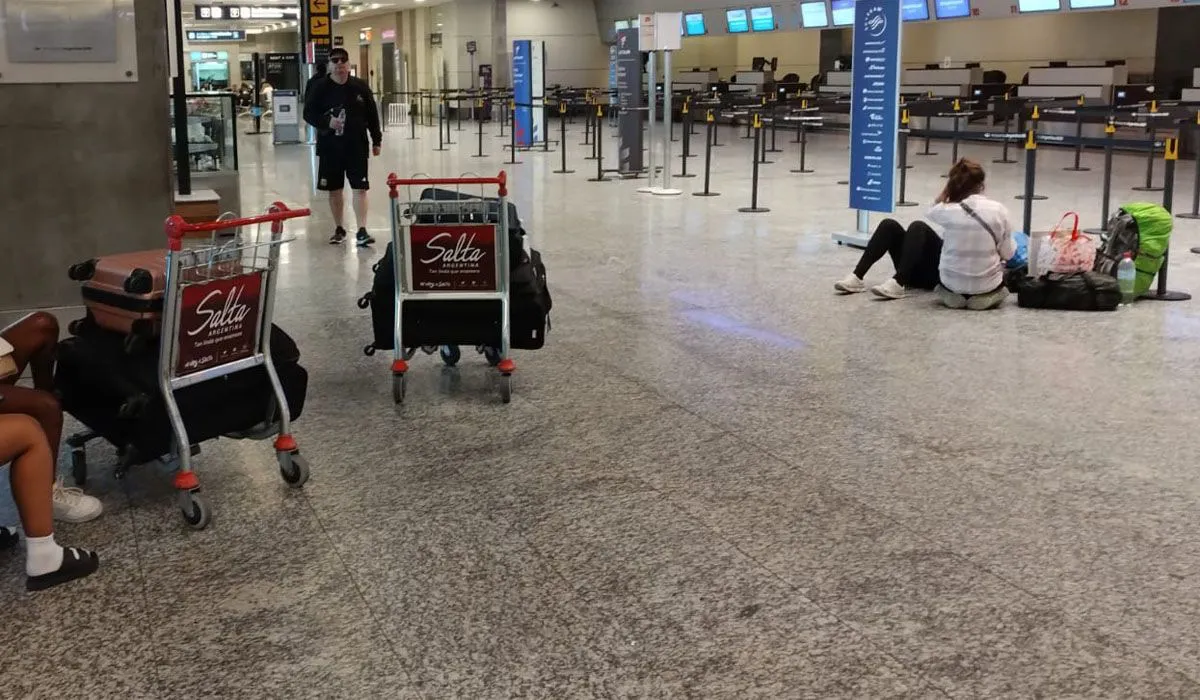 vuelos-cancelados-mendoza-paro-general-cgt-2jpg