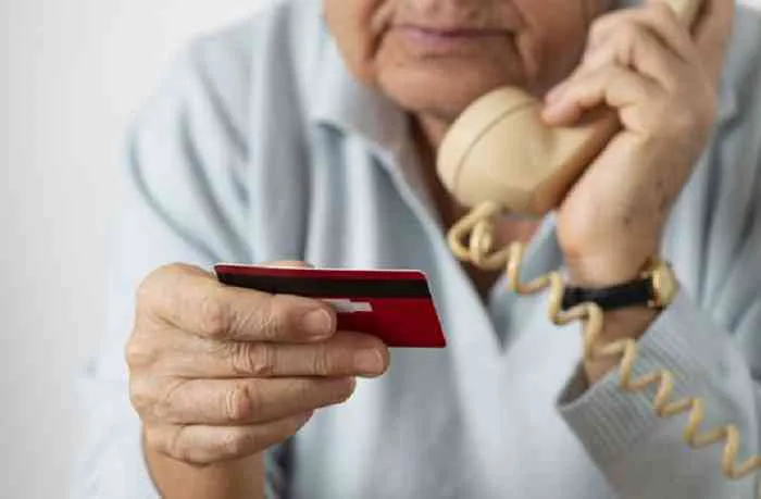 Prevencion-ante-estafas-a-Adultos-Mayores