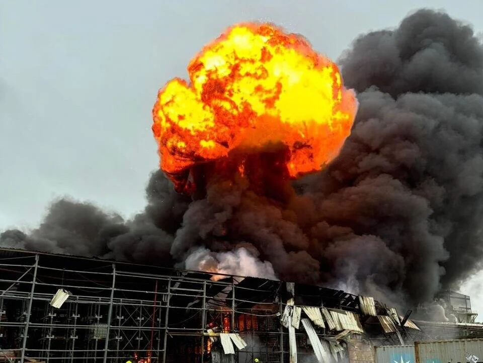 Sklch2Ui11g_0_118_961_721_0_x-large