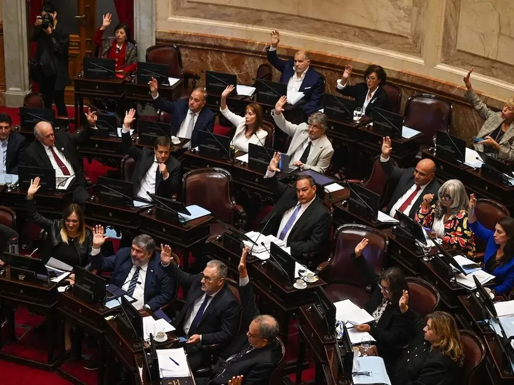 senadores