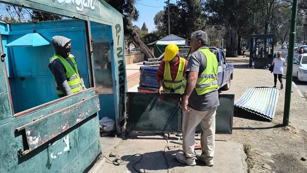 retiro-kiosko-zona-terminal-2-1536x864