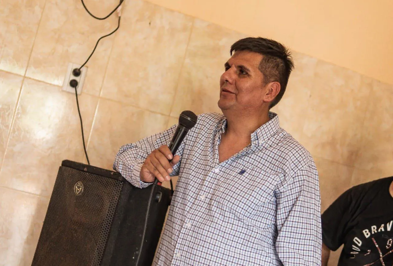 multimedia.normal.9345cf7182868836.Y2FybG9zIGNvbmVqbyBtYXJ0aW5lel9ub3JtYWwuanBn