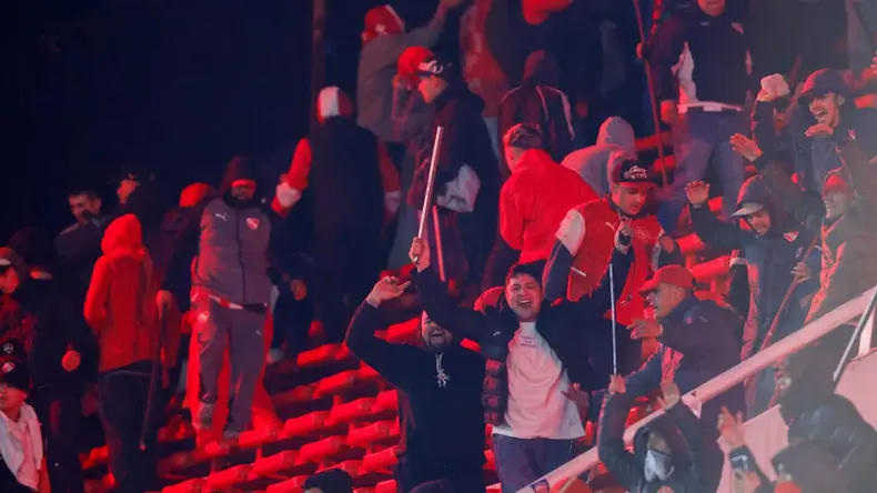 noche-violenta-independiente