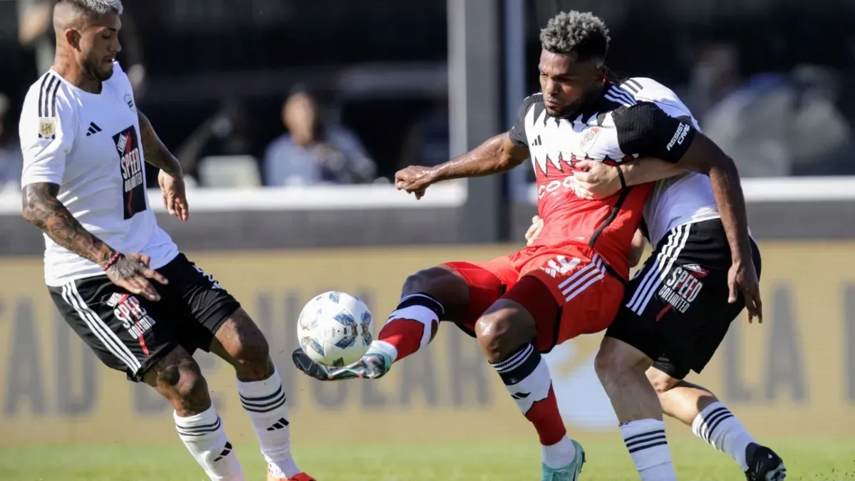 borja-river-deportivo-riestra.jpeg_554688468