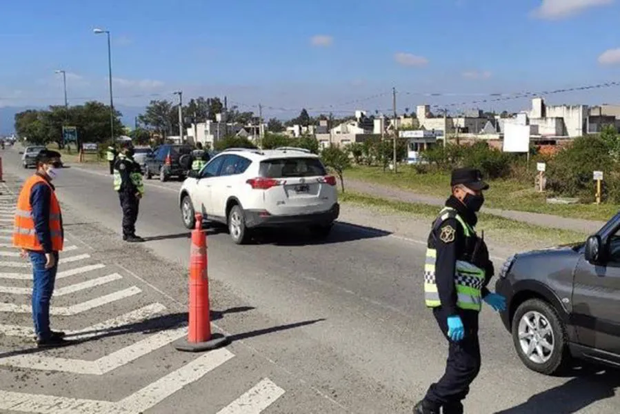 79955-reforzaran-los-operativos-viales-y-de-alcoholemia-durante-las-celebraciones-por-fin-de-anio