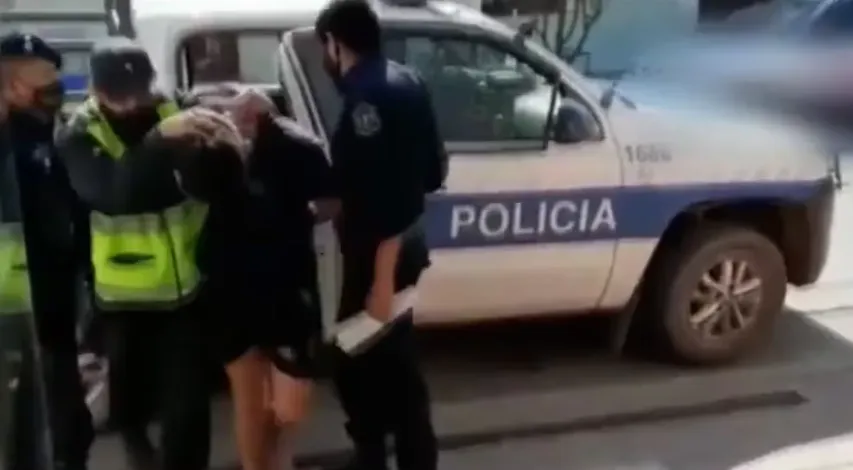 Captura de pantalla 2023-11-21 200005