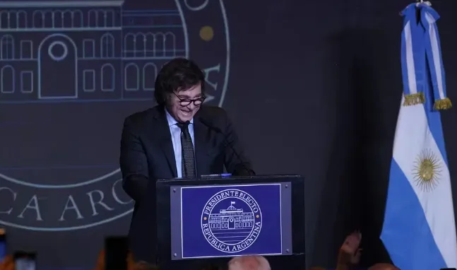 Captura de pantalla 2023-11-19 234023