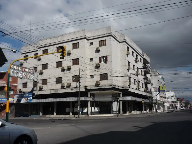 5 - Hotel Premier