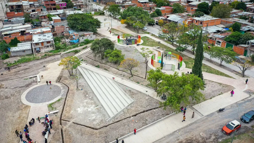 ampliacion-20-de-junio-parque-urbano