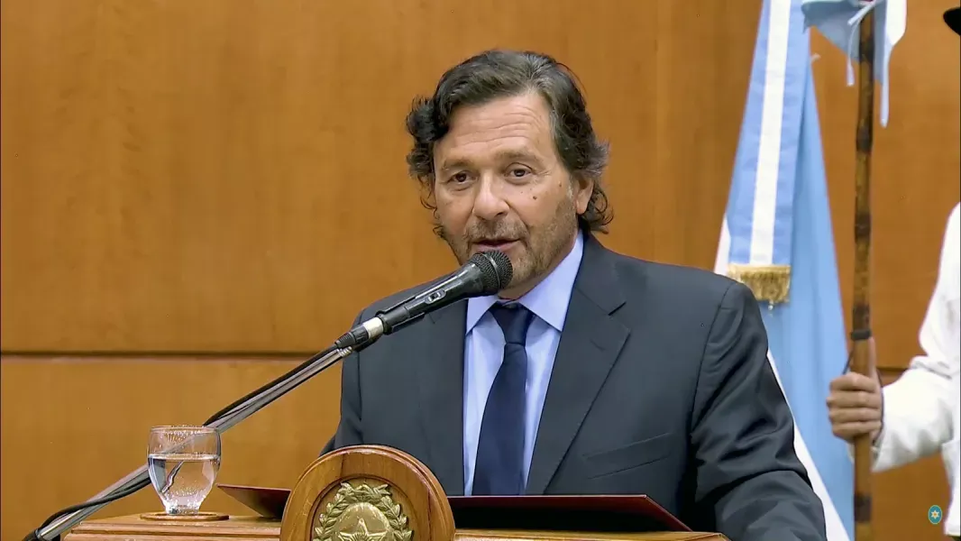 78596-gustavo-saenz-dara-de-baja-los-planes-sociales-de-los-extranjeros-no-residen-en-salta